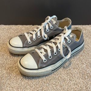 Vintage Converse All Star Chuck Taylor Low Top Sneakers Gray, Women’s 7, Men’s 5